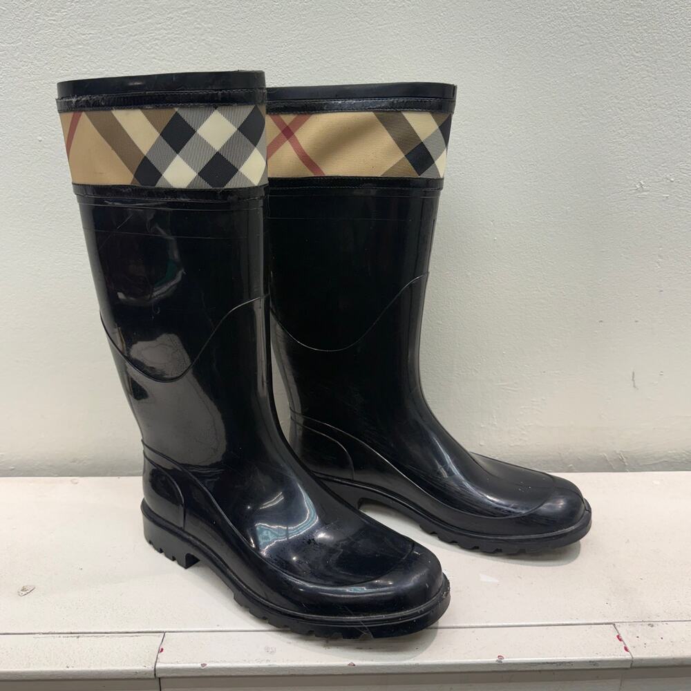 Burberry Rainboots 39 8 8.5 Plaid English Designer Spring Fall Winter